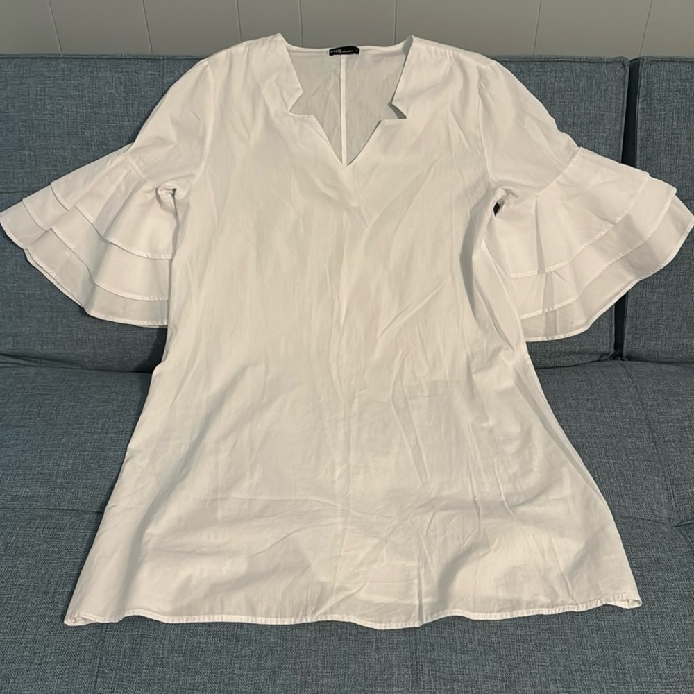 NWOT FHQ Collection thin white linen bag dress. Large